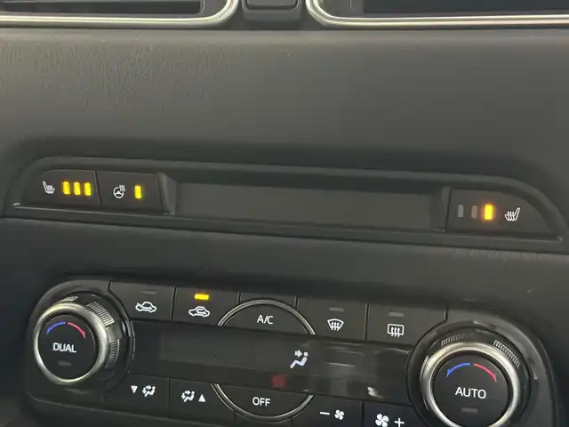 マツダ ＣＸ－５ XD プロアクティブ 三重県 2018(平30)年 4.2万km ソウルレッドクリスタルM 2.2L ディーゼルターボ/AWD/MTモード付フロア6AT/純正 7インチナビ/（FM/AM/aha/Stitcher/Bluetooth/USB/CD/AUX/DVD/TV）/【OP】360°ビュー・モニター/【OP】BOSEサウンドシステム（AUDIOPILOT2＋Centerpoint2）＋10スピーカー/ドライブレコーダー 前後/ビルトインETC2.0/安全/・スマートブレーキサポート（SBS）/・AT誤発進抑制制御（前進・後進）/・レーダークルコン/・車線逸脱警報（LDWS）/・ブラインドスポットモニタリング（BSM）（リアクロストラフィックアラート機能付）/・ドライバーアテンションアラート/・パーキングセンサー（前後）/・レーンキープアシストシステム（LAS）/・交通標識認識システム（TSR）/装備/【OP】パワーテールゲート/【OP】ドライビングポジションパッケージ/●10wayパワーシート（運転席）/●ドライビングポジションメモリー機能（シート位置・HUD）/●シートヒーター（D/N）/●ステアリングヒーター/・HUD/・左右独立オートエアコン/・オートライト/・リアフォグランプ/・純正17inAW/・保/取/・スマートキーx2