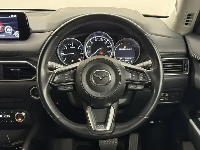 マツダ ＣＸ－５ XD プロアクティブ 三重県 2018(平30)年 4.2万km ソウルレッドクリスタルM 2.2L ディーゼルターボ/AWD/MTモード付フロア6AT/純正 7インチナビ/（FM/AM/aha/Stitcher/Bluetooth/USB/CD/AUX/DVD/TV）/【OP】360°ビュー・モニター/【OP】BOSEサウンドシステム（AUDIOPILOT2＋Centerpoint2）＋10スピーカー/ドライブレコーダー 前後/ビルトインETC2.0/安全/・スマートブレーキサポート（SBS）/・AT誤発進抑制制御（前進・後進）/・レーダークルコン/・車線逸脱警報（LDWS）/・ブラインドスポットモニタリング（BSM）（リアクロストラフィックアラート機能付）/・ドライバーアテンションアラート/・パーキングセンサー（前後）/・レーンキープアシストシステム（LAS）/・交通標識認識システム（TSR）/装備/【OP】パワーテールゲート/【OP】ドライビングポジションパッケージ/●10wayパワーシート（運転席）/●ドライビングポジションメモリー機能（シート位置・HUD）/●シートヒーター（D/N）/●ステアリングヒーター/・HUD/・左右独立オートエアコン/・オートライト/・リアフォグランプ/・純正17inAW/・保/取/・スマートキーx2