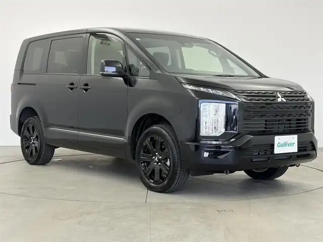 三菱 デリカＤ：５ ブラックエディション 愛知県 2025(令7)年 0.1千km ブラックマイカ 登録済未使用車/純正ナビ/バックカメラ/両側パワースライドドア/レザーシート/衝突被害軽減ブレーキ/車線逸脱警報システム/レーダークルーズコントロール/純正18インチアルミホイール/LEDヘッドライト/フルセグTV/スマートキー/プッシュスタート/電動格納ミラー