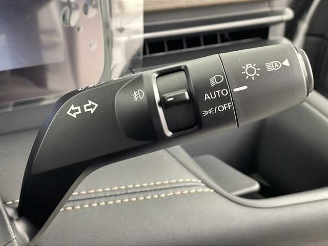 日産 セレナ e－パワー ハイウェイスター V 埼玉県 2025(令7)年 0.1千km プリズムホワイト プロパイロット/１２．３インチＮｉｓｓａｎＣｏｎｎｅｃｔナビゲーションシステム/インテリジェントアラウンドビューモニター/ｅ－Ｐｅｄａｌ/ワイヤレス充電器/両側パワースライドドア/ドライブレコーダー/パーソナルテーブル/USB電源ソケット /タイプA 1個〈フロント〉/タイプC 5個〈フロント1個、セカンド2個、サード2個〉/LEDヘッドライト/フォグランプ/ビルトインETC2.0/オートホールド/オートライト/全方位カメラ/スマートキー×2/ウインカーミラー/プッシュスタート/純正16インチアルミホイール