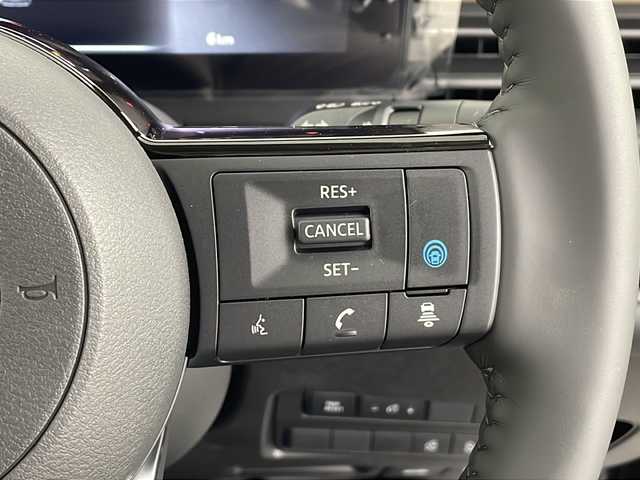 日産 セレナ e－パワー ハイウェイスター V 埼玉県 2025(令7)年 0.1千km プリズムホワイト プロパイロット/１２．３インチＮｉｓｓａｎＣｏｎｎｅｃｔナビゲーションシステム/インテリジェントアラウンドビューモニター/ｅ－Ｐｅｄａｌ/ワイヤレス充電器/両側パワースライドドア/ドライブレコーダー/パーソナルテーブル/USB電源ソケット /タイプA 1個〈フロント〉/タイプC 5個〈フロント1個、セカンド2個、サード2個〉/LEDヘッドライト/フォグランプ/ビルトインETC2.0/オートホールド/オートライト/全方位カメラ/スマートキー×2/ウインカーミラー/プッシュスタート/純正16インチアルミホイール