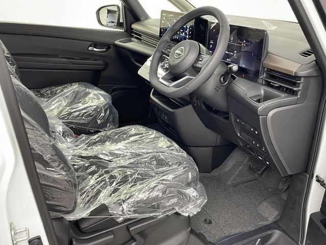 日産 セレナ e－パワー ハイウェイスター V 埼玉県 2025(令7)年 0.1千km プリズムホワイト プロパイロット/１２．３インチＮｉｓｓａｎＣｏｎｎｅｃｔナビゲーションシステム/インテリジェントアラウンドビューモニター/ｅ－Ｐｅｄａｌ/ワイヤレス充電器/両側パワースライドドア/ドライブレコーダー/パーソナルテーブル/USB電源ソケット /タイプA 1個〈フロント〉/タイプC 5個〈フロント1個、セカンド2個、サード2個〉/LEDヘッドライト/フォグランプ/ビルトインETC2.0/オートホールド/オートライト/全方位カメラ/スマートキー×2/ウインカーミラー/プッシュスタート/純正16インチアルミホイール