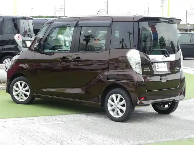 日産 デイズ ルークス ハイウェイスターX 千葉県 2017(平29)年 4万km モカブラウンP エマージェンシーブレーキ/左パワースライドドア/右イージークローザードア/純正メモリーナビ/地デジTV/【DVD/CD再生機能　Bluetooth接続】/アラウンドビューモニター/ドライブレコーダー（前後撮影）/革巻きステアリング/ETC/LEDヘッドライト/フォグライト/ウインカーミラー/純正14インチアルミホイル/インテリジェントキー