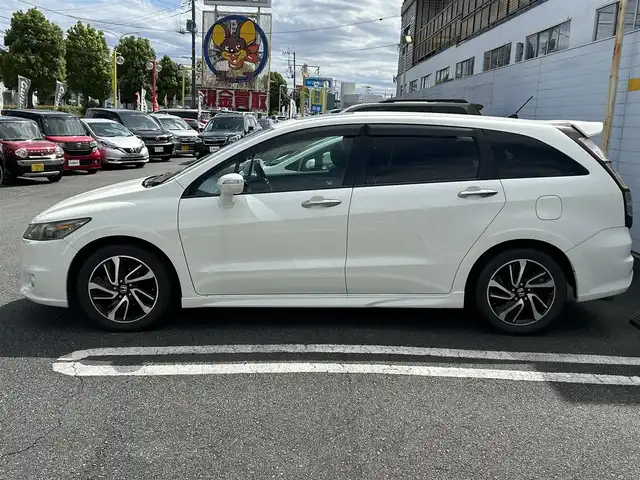ホンダ ストリーム RSZ HDDナビパッケージ 埼玉県 2010(平22)年 11.5万km プレミアムホワイトパール 社外ナビ/フルセグテレビ/Bluetooth接続/サンルーフ/純正フロアマット/純正アルミホイール/パドルシフト/DVD再生/ドアバイザー/AAC/ABS/PS/PW/ドライブレコーダー/