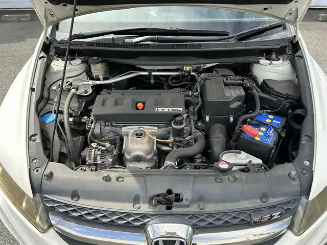 ホンダ ストリーム RSZ HDDナビパッケージ 埼玉県 2010(平22)年 11.5万km プレミアムホワイトパール 社外ナビ/フルセグテレビ/Bluetooth接続/サンルーフ/純正フロアマット/純正アルミホイール/パドルシフト/DVD再生/ドアバイザー/AAC/ABS/PS/PW/ドライブレコーダー/