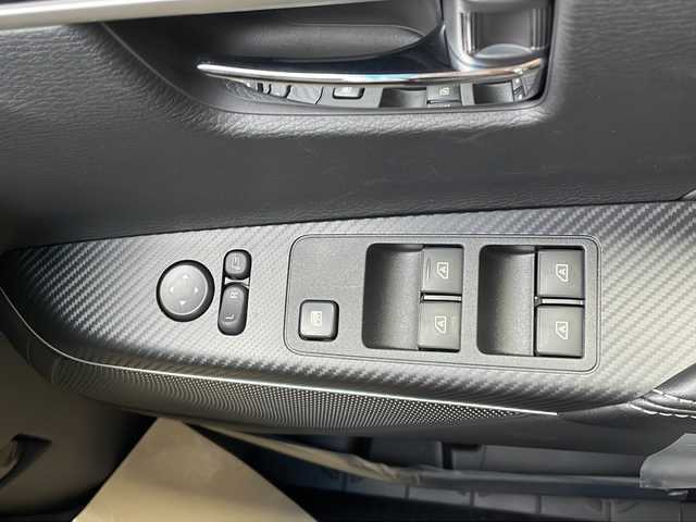 三菱 デリカＤ：５ シャモニー 山口県 2025(令7)年 0.1千km グラファイトグレーメタリック/ブラックマイカ 12インチフリップダウンモニター/社外11インチナビ/・Bluetooth/・フルセグテレビ/・HDMI/・USB入力/・Apple Car Play/・Android Auto/e-Assist/・衝突被害軽減ブレーキ/・車線逸脱警報システム/・レーダークルーズコントロール/・オートマチックハイビーム/・後側方車両検知警報システム/・誤発進抑制機能/・後退時交差車両検知システム/マルチアラウンドモニター/両側オートスライドドア/純正18インチアルミホイール/ヒルディセントコントロール/ハーフレザーシート/ハンドルヒーター/電動パーキングブレーキ/純正LEDヘッドライト/フォグライト/オートライト/プッシュスタート/スマートキー/スペアキー有/取扱説明書/保証書