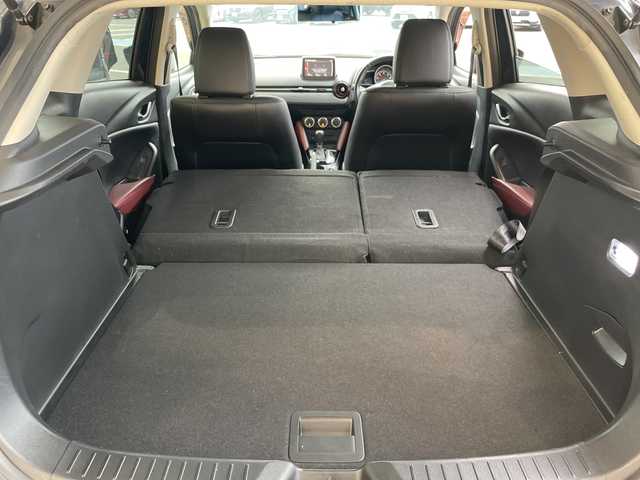 マツダ ＣＸ－３ XD ツーリング 愛知県 2016(平28)年 3.3万km ディープクリスタルブルーマイカ 純正ナビ/全方位カメラ/シートヒーター/バックカメラ/クルーズコントロール/ヘッドアップディスプレイ/パワーシート/純正アルミホイール/Bluetooth/LEDヘッドライト/ステアリングヒーター/コーナーセンサー/パドルシフト/レーンキープアシスト/ETC/ステアリングスイッチ/スマートキー/プッシュスタート