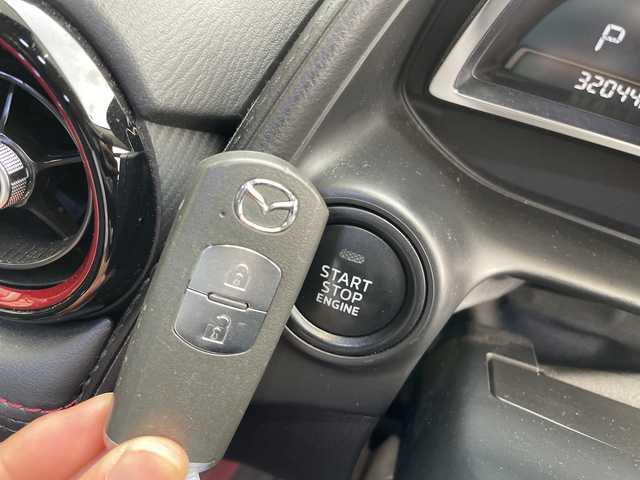 マツダ ＣＸ－３ XD ツーリング 愛知県 2016(平28)年 3.3万km ディープクリスタルブルーマイカ 純正ナビ/全方位カメラ/シートヒーター/バックカメラ/クルーズコントロール/ヘッドアップディスプレイ/パワーシート/純正アルミホイール/Bluetooth/LEDヘッドライト/ステアリングヒーター/コーナーセンサー/パドルシフト/レーンキープアシスト/ETC/ステアリングスイッチ/スマートキー/プッシュスタート