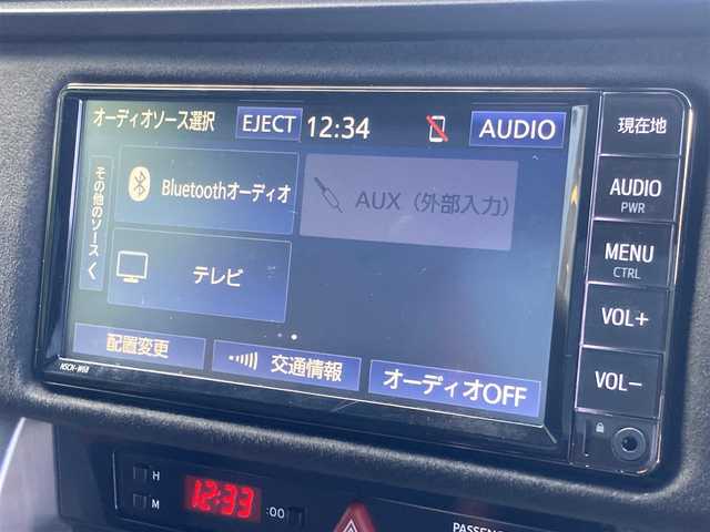 トヨタ ８６ GT リミテッド 岡山県 2020(令2)年 0.8万km クリスタルホワイトパール 純正ナビ　NSCN-W68/ワンセグTV、CD、Bluetooth、AM、FM/TVキャンセラー/バックカメラ/ETC/オートライト/フォグ/リアフォグ/LEDヘッドライト/前席シートヒーター/ハーフレザーシート（本革×アルカンターラ）/リアスポイラー