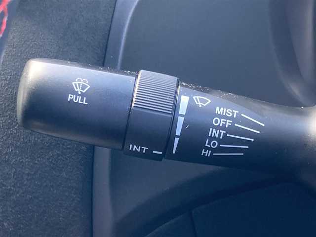 トヨタ ８６ GT リミテッド 岡山県 2020(令2)年 0.8万km クリスタルホワイトパール 純正ナビ　NSCN-W68/ワンセグTV、CD、Bluetooth、AM、FM/TVキャンセラー/バックカメラ/ETC/オートライト/フォグ/リアフォグ/LEDヘッドライト/前席シートヒーター/ハーフレザーシート（本革×アルカンターラ）/リアスポイラー