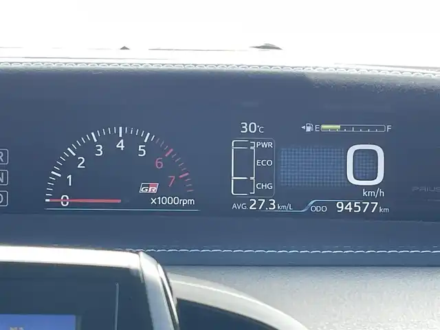 トヨタ プリウス ＰＨＶ Sナビパッケージ・GRスポーツ 福岡県 2018(平30)年 9.5万km ホワイトパールクリスタルシャイン トヨタセーフティセンス/PCS/LDA/純正１１．６インチナビ/フルセグTV/BT/iPod/USB/AUX/AM/FM/バックカメラ/ＧＲ専用ハーフレザーシート/レーダークルーズコントロール/前席シートヒーター/ＬＥＤオートライト/オートハイビーム/フォグランプ/ＥＴＣ２．０/ステアリングリモコン/スマートキー/プッシュスタート