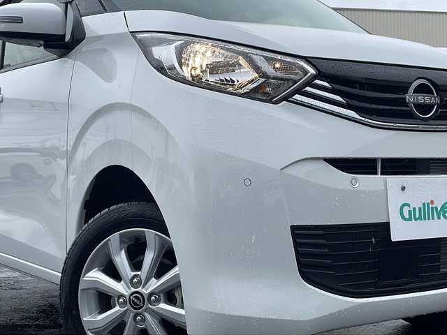日産 デイズ X 道北・旭川 2025(令7)年 0.1万km ホワイトパール /4WD//禁煙車//純正9型メモリナビ//BT/SD/フルセグ//アラウンドビューモニター//エマージェンシーブレーキ//レーンキープ//アイドリングストップ//コーナーセンサー//シートヒーター//ステアリングヒーター//オートライト//ライトレベライザー//前後ドライブレコーダー//ETC//純正フロアマット//ドアバイザー//保証書