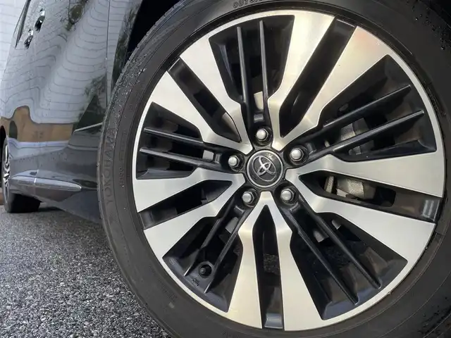 トヨタ ヴェルファイア Z Gエディション 滋賀県 2018(平30)年 4.8万km ブラック モデリスタエアロ/フリップダウンモニター/両側パワースライドドア/純正9インチナビ【NSZT-Y66T】/（AM/FM/CD/DVD/フルセグ/Bluetooth）/バックカメラ/フロントカメラ/ETC/テレビキャンセラー/デジタルインナーミラー/トヨタセーフティセンス/・踏み間違い防止アシスト/・ブレーキアシスト/・プリクラッシュブレーキアシスト/・ヒルスタート（坂道発進）アシスト/・前方衝突防止支援システム/・VDC（ビークルダイナミクスコントロール）/・レーンキープアシスト/・車間自動制御システム/・ASCD（オートスピードコントロール装置）/・ABS（アンチロックブレーキシステム）/・コーナー・バックセンサー（ソナー）/・標識検知機能/・盗難防止アラーム	/運転席・助手席シートヒーター/運転席・助手席シートクーラー/電動格納ミラー/電子パーキング/ブレーキホールド/ステアリングスイッチ/オートライト/LEDヘッドライト/フロントフォグ/フルオートエアコン/USB端子/プッシュスタート/スマートキー/純正フロアマット