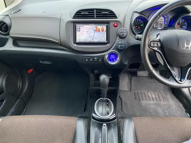 ホンダ フィット シャトル ハイブリッド スマートセレ 福岡県 2012(平24)年 9.2万km クリスタルブラックパール ・社外ナビ/iPod/USB/・SDオーディオ/SDビデオ/・バックカメラ/・DTV/・ETC/・社外16AW