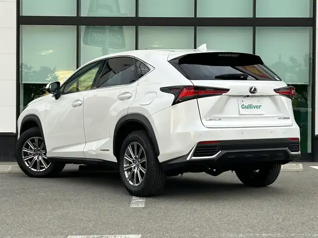 レクサス ＮＸ 300h Iパッケージ 和歌山県 2020(令2)年 7.6万km ソニッククォーツ 後期型/三眼LED/純正12.3インチナビ/全方位カメラ/フルセグTV/ブラインドスポットモニター/ドラレコ/ビルトインETC/シートヒーター/シートメモリー/パワーシート/電動リアゲート