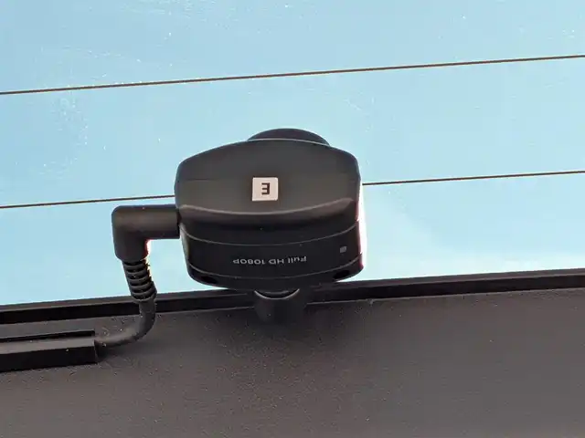 ダイハツ タント カスタム X 福井県 2023(令5)年 1.8万km シャイニングホワイトパール 純正ナビ/AM/FM/フルセグ/BT/CD/DVD/USB/iPod/全方位カメラ/両側パワースライドドア/衝突被害軽減システム/パーキングアシスト/アイドリングストップ/レーンキープアシスト/横滑り防止装置/盗難防止装置/前後コーナーセンサー/前後ドライブレコーダー/前席シートヒーター/純正フロアマット/ビルトインETC/純正14インチAW/LEDヘッドライト/オートライト/スマートキー