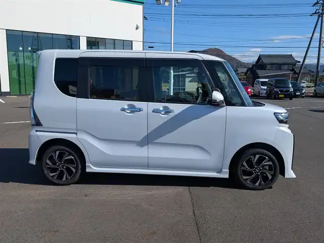 ダイハツ タント カスタム X 福井県 2023(令5)年 1.8万km シャイニングホワイトパール 純正ナビ/AM/FM/フルセグ/BT/CD/DVD/USB/iPod/全方位カメラ/両側パワースライドドア/衝突被害軽減システム/パーキングアシスト/アイドリングストップ/レーンキープアシスト/横滑り防止装置/盗難防止装置/前後コーナーセンサー/前後ドライブレコーダー/前席シートヒーター/純正フロアマット/ビルトインETC/純正14インチAW/LEDヘッドライト/オートライト/スマートキー