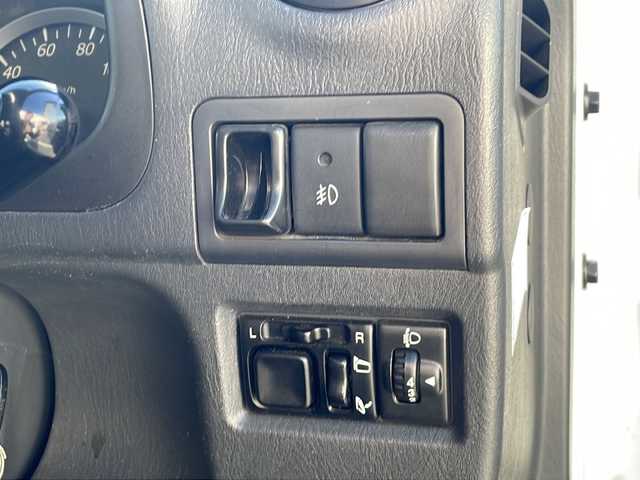 スズキ ジムニー クロスアドベンチャー XC 静岡県 2012(平24)年 6.8万km パールホワイト /社外CD//ポータブルナビ//純正16インチAW//ハーフレザーシート//キーレス//ETC