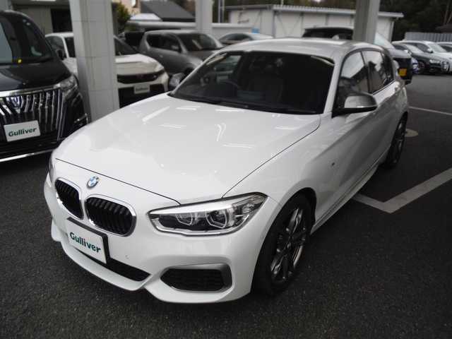 ＢＭＷ Ｍ１４０ｉ 東京都 2017(平29)年 2.9万km アルピンホワイトⅢ 保証書・取説あり/純正HDDナビ・DVD・BT/　Mサーバー・バックカメラ/　ミラー一体型2.0ETC/インテリジェンスセーフティ/　クルーズコントロール/　レーンアシストセンサー/黒革シート/　運転席メモリ付パワーシート/　前席シートヒーター/パドルシフト/ドライブレコーダー/LEDヘッドライト/スマートキー×2個