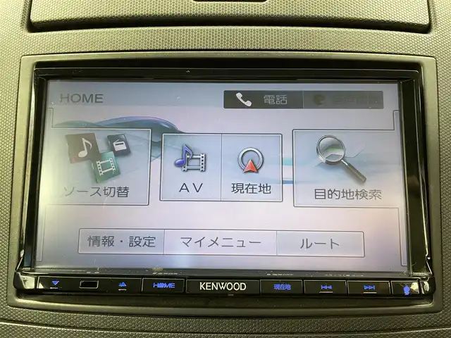 日産 フェアレディ Ｚ 大分県 2002(平14)年 13.7万km ホワイトパール 社外ナビ（ＭＤＶ－Ｄ５０２ＢＴ）/　Bluetooth　フルセグTV　DVD再生/6速マニュアル/リモコンキー/純正フロアマット/新車保証書