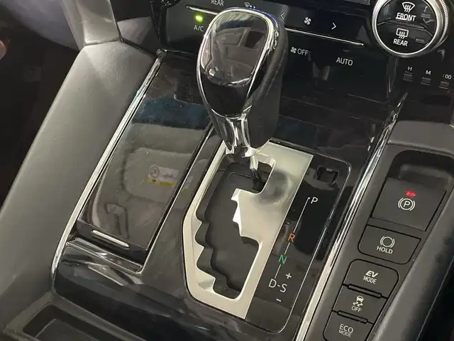 トヨタ アルファードハイブリット SR Cパッケージ 福岡県 2018(平30)年 5.2万km ホワイトパールクリスタルシャイン サンルーフ/JBLサウンド/デジタルインナーミラー/純正メーカーナビ/フルセグTV/CD/DVD/Bluetooth/AM/FM/全方位カメラ/両側パワースライドドア/プリクラッシュセーフティ/レーントレーシングアシスト/ブラインドスポットモニター/クリアランスソナー /３眼LEDヘッドライト/置くだけ充電/ビルトインETC2.0/電動パーキングブレーキ/オートホールド/シートメモリ/純正１７インチアルミホイール