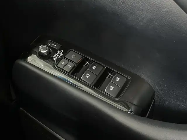 トヨタ アルファードハイブリット SR Cパッケージ 福岡県 2018(平30)年 5.2万km ホワイトパールクリスタルシャイン サンルーフ/JBLサウンド/デジタルインナーミラー/純正メーカーナビ/フルセグTV/CD/DVD/Bluetooth/AM/FM/全方位カメラ/両側パワースライドドア/プリクラッシュセーフティ/レーントレーシングアシスト/ブラインドスポットモニター/クリアランスソナー /３眼LEDヘッドライト/置くだけ充電/ビルトインETC2.0/電動パーキングブレーキ/オートホールド/シートメモリ/純正１７インチアルミホイール