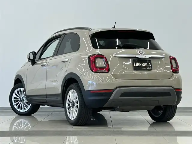 フィアット ５００Ｘ クロス 岡山県 2020(令2)年 2.1万km ベージュ FIAT純正ディスプレイオーディオ/アップルカープレイ/Bluetooth/USB/前面衝突警報/車線逸脱警報/パーキングセンサー/自動格納サイドミラー/ブラインドスポット警告/アクティブパークビューリアカメラ/雨滴検知ワイパー/自動パーキングブレーキ/ウエルカムライト/アダプティブヘッドライト/ドラレコ（F/R）/オートハイビーム