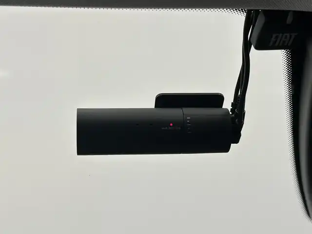 フィアット ５００Ｘ クロス 岡山県 2020(令2)年 2.1万km ベージュ FIAT純正ディスプレイオーディオ/アップルカープレイ/Bluetooth/USB/前面衝突警報/車線逸脱警報/パーキングセンサー/自動格納サイドミラー/ブラインドスポット警告/アクティブパークビューリアカメラ/雨滴検知ワイパー/自動パーキングブレーキ/ウエルカムライト/アダプティブヘッドライト/ドラレコ（F/R）/オートハイビーム
