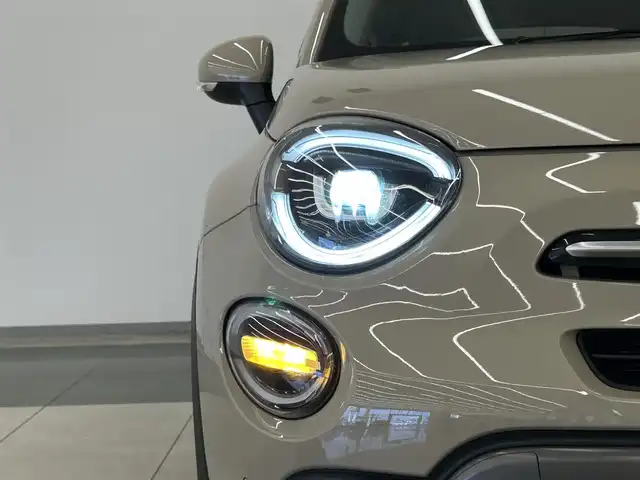 フィアット ５００Ｘ クロス 岡山県 2020(令2)年 2.1万km ベージュ FIAT純正ディスプレイオーディオ/アップルカープレイ/Bluetooth/USB/前面衝突警報/車線逸脱警報/パーキングセンサー/自動格納サイドミラー/ブラインドスポット警告/アクティブパークビューリアカメラ/雨滴検知ワイパー/自動パーキングブレーキ/ウエルカムライト/アダプティブヘッドライト/ドラレコ（F/R）/オートハイビーム