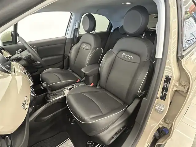 フィアット ５００Ｘ クロス 岡山県 2020(令2)年 2.1万km ベージュ FIAT純正ディスプレイオーディオ/アップルカープレイ/Bluetooth/USB/前面衝突警報/車線逸脱警報/パーキングセンサー/自動格納サイドミラー/ブラインドスポット警告/アクティブパークビューリアカメラ/雨滴検知ワイパー/自動パーキングブレーキ/ウエルカムライト/アダプティブヘッドライト/ドラレコ（F/R）/オートハイビーム