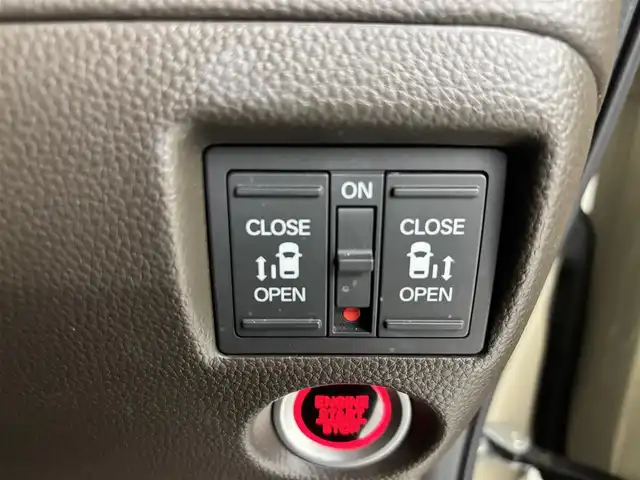 ホンダ Ｎ ＢＯＸ L コーディネートスタイル 埼玉県 2021(令3)年 1.5万km プレミアムアイボリーパールⅡ ホンダセンシング/レーダークルーズコントロール/両側パワースライドドア/純正ナビ(フルセグ/Bluetooth/CD/DVD/AM/FM)/バックカメラ/シートヒーターD+N席/ＬＥＤオートライト/前後ドライブレコーダー/ビルトインＥＴＣ/スマートキー/プッシュスタート