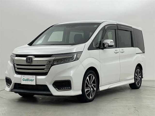 ホンダ ステップワゴン スパーダクールスピリット HセンシングBスタイル 群馬県 2019(令1)年 1.7万km プラチナホワイトパール 純正9インチナビ/フルセグTV/Bluetooth/USB/AM/FM/CD/DVD/SD/バックカメラ/ホンダセンシング/・衝突軽減ブレーキ〈CMBS〉/・LKAS〈車線維持支援システム〉/路外逸脱抑制機能/・渋滞追従機能付アダプティブクルーズコントロール/・誤発進抑制機能/歩行者事故低減ステアリング/・先行車発進お知らせ機能/標識認識機能/わくわくゲート/ナビ装着用スペシャルパッケージ＋ETC車載器(ナビゲーション連動)/両側パワースライドドア/純正前後ドライブレコーダー/LEDヘッドランプ(オートレベリング/オートライト)/前席シートヒーター/スポーツペダル/パドルシフト/プッシュスタート/スマートキー