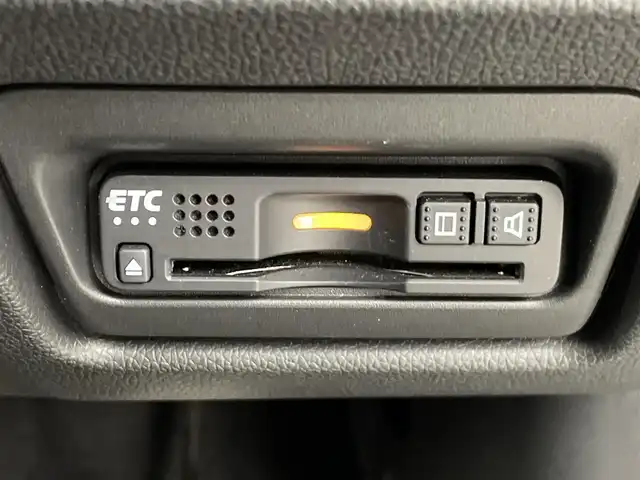 ホンダ ステップワゴン スパーダクールスピリット HセンシングBスタイル 群馬県 2019(令1)年 1.7万km プラチナホワイトパール 純正9インチナビ/フルセグTV/Bluetooth/USB/AM/FM/CD/DVD/SD/バックカメラ/ホンダセンシング/・衝突軽減ブレーキ〈CMBS〉/・LKAS〈車線維持支援システム〉/路外逸脱抑制機能/・渋滞追従機能付アダプティブクルーズコントロール/・誤発進抑制機能/歩行者事故低減ステアリング/・先行車発進お知らせ機能/標識認識機能/わくわくゲート/ナビ装着用スペシャルパッケージ＋ETC車載器(ナビゲーション連動)/両側パワースライドドア/純正前後ドライブレコーダー/LEDヘッドランプ(オートレベリング/オートライト)/前席シートヒーター/スポーツペダル/パドルシフト/プッシュスタート/スマートキー