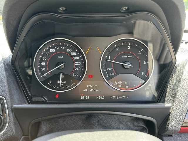 ＢＭＷ １１８ｄ スポーツ 神奈川県 2016(平28)年 5.6万km 黒 純正ナビ/CD/DVD/BT/ワンセグTV/クルーズコントロール/バックカメラ/車線逸脱警報/インテリジェントセーフティ/レーンディパーチャーウォーニング/ダイナミック・トラクション・コントロール/タイヤ空気圧警報システム/サイド/Wエアバッグ/MTモード付AT/ABS/ドラレコ/ETC/集中ドアロック/オールオートパワーウィンドウ/アイドリングストップ/スペアキー×２/取扱説明書