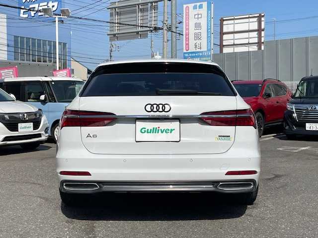 アウディ Ａ６ アバント45TFSIクワトロ スポーツ 埼玉県 2020(令2)年 3.3万km パール AIS検査済み/S-LINEパッケージ/カラーパールホワイト（コード：LS9R）/（グレイシアホワイトメタリック）/4WD/ターボ/メーカー純正ナビゲーション/フルセグテレビ/プリクラッシュセーフティ/アダプティブクルーズコントロール/LIMスイッチ/レーンキープアシスト/バーチャルコックピット/純正20インチアルミホイール/パドルシフト/クリアランスソナー/LEDヘッドライト/360°モニター/ルーフレール/電動リアゲート/黒革シート/前席パワーシート /（メモリー付き）/ETC2.0（ビルトイン）/USBポート/オートリトラミラー/電動格納ミラー/プッシュスタート/スマートキー/スペアキー/アイドリングストップ/ディーラー点検記録簿/（R3/R4/R5/R6）/新車保証書/取扱説明書