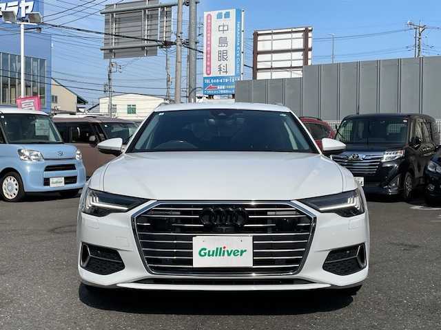 アウディ Ａ６ アバント45TFSIクワトロ スポーツ 埼玉県 2020(令2)年 3.3万km パール AIS検査済み/S-LINEパッケージ/カラーパールホワイト（コード：LS9R）/（グレイシアホワイトメタリック）/4WD/ターボ/メーカー純正ナビゲーション/フルセグテレビ/プリクラッシュセーフティ/アダプティブクルーズコントロール/LIMスイッチ/レーンキープアシスト/バーチャルコックピット/純正20インチアルミホイール/パドルシフト/クリアランスソナー/LEDヘッドライト/360°モニター/ルーフレール/電動リアゲート/黒革シート/前席パワーシート /（メモリー付き）/ETC2.0（ビルトイン）/USBポート/オートリトラミラー/電動格納ミラー/プッシュスタート/スマートキー/スペアキー/アイドリングストップ/ディーラー点検記録簿/（R3/R4/R5/R6）/新車保証書/取扱説明書