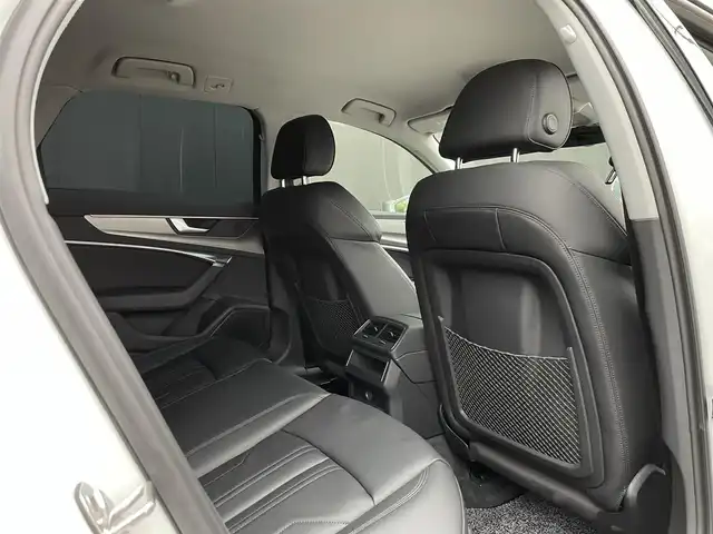 アウディ Ａ６ アバント45TFSIクワトロ スポーツ 長野県 2020(令2)年 3.4万km パール 黒革シート /HDマトリクスLED /MMIナビ /TV /360°カメラ /純正OP21インチAW /バーチャルコックピット /パワーバックドア /PWシート /シートヒーター /ACC /サイドアシスト /アドバンストキー /ETC2.0 /ドラレコ