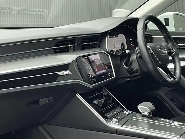 アウディ Ａ６ アバント45TFSIクワトロ スポーツ 長野県 2020(令2)年 3.4万km パール 黒革シート /HDマトリクスLED /MMIナビ /TV /360°カメラ /純正OP21インチAW /バーチャルコックピット /パワーバックドア /PWシート /シートヒーター /ACC /サイドアシスト /アドバンストキー /ETC2.0 /ドラレコ