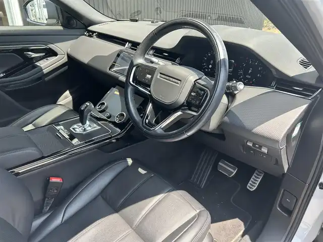 ランドローバー レンジローバーイヴォーク Rダイナミック S 福岡県 2021(令3)年 3.3万km ユーロンホワイト アダプティブクルーズコントロール/ブラインドスポットモニター/レーンキープアシスト/純正ナビ/Applecarplay/androidauto/Bluetooth/全方位カメラ/黒革シート/シートヒーター/LEDヘッドライト/オートハイビーム/パワーバックドア/ハンドルヒーター/ステアリングスイッチ/前後ドライブレコーダー/純正20インチアルミホイール/ETC