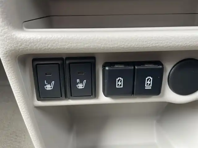 スズキ ラパン ＬＣ X 千葉県 2022(令4)年 2.3万km アーバンブラウンパールメタリック/ソフトベージュ2トーン 社外ナビ　/フルセグＴＶ　/Ｂｌｕｅｔｏｏｔｈ接続あり　/前席シートヒーター　/ＵＳＢ/オートライト　/ＬＥＤヘッドライト　/スマートキー　/プッシュスタート　/衝突被害軽減ブレーキ　/レーンアシスト　/コーナーセンサー