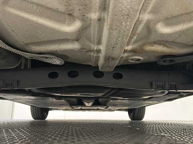 フォルクスワーゲン ポロ TSIトレンドライン 新潟県 2019(令1)年 2.8万km ディープブラックパールエフェクト 純正インフォテイメントシステム“Composition Media”/Apple Car Play/android auto/フロントアシスト（プリクラッシュブレーキシステム）/疲労検知システム/プロアクティブ・オキュパント・プロテクション/デイタイムランニングライト/ESC（エレクトロニック・スタビリティ・コントロール）/ABS（アンチロック・ブレーキング・システム）/ブレーキアシスト/エマージェンシーストップシグナル/アクティブボンネット/ポストコリジョンブレーキシステム/アイドリングストップ/電格ミラー/フロアマット