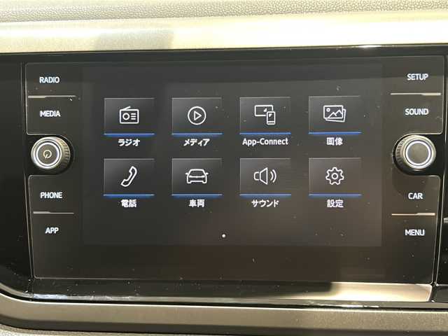 フォルクスワーゲン ポロ TSIトレンドライン 新潟県 2019(令1)年 2.8万km ディープブラックパールエフェクト 純正インフォテイメントシステム“Composition Media”/Apple Car Play/android auto/フロントアシスト（プリクラッシュブレーキシステム）/疲労検知システム/プロアクティブ・オキュパント・プロテクション/デイタイムランニングライト/ESC（エレクトロニック・スタビリティ・コントロール）/ABS（アンチロック・ブレーキング・システム）/ブレーキアシスト/エマージェンシーストップシグナル/アクティブボンネット/ポストコリジョンブレーキシステム/アイドリングストップ/電格ミラー/フロアマット