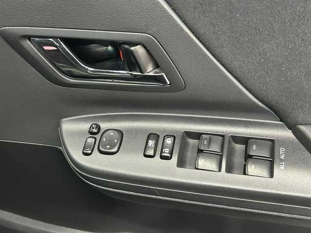 トヨタ ヴェルファイア 2．4Z 兵庫県 2012(平24)年 10.2万km ブラック /ナビ(NSZT-W61G)//TV/CD/DVD/Bluetooth//フリップダウンモニター//両側パワースライドドア//ETC//バックカメラ//純正フロアマット//純正アルミホイール//ドアバイザー//オートライト