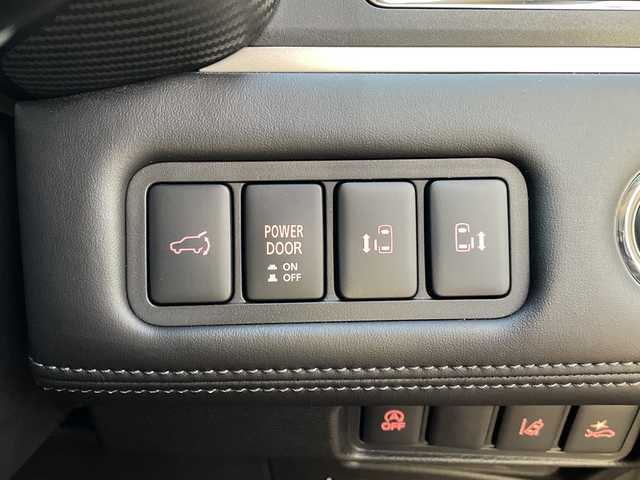 三菱 デリカＤ：５ ブラックエディション 愛知県 2025(令7)年 0.1千km アメジストブラック 登録済未使用車/純正ALPINE11型ナビ/レーダークルーズコントロール/シートヒーター/全方位カメラ/両側パワースライドドア/バックカメラ/電動リアゲート/パワーシート/純正アルミホイール/ブラインドスポットモニター/LEDヘッドライト/４WD/オートマチックハイビーム/ステアリングスイッチ/スマートキー/プッシュスタート