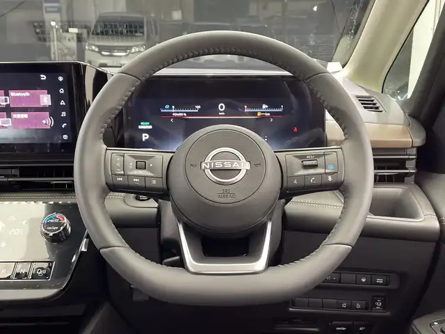 日産 セレナ e－パワー ハイウェイスター V 栃木県 2025(令7)年 0.1千km プリズムホワイト 純正9インチナビ/(フルセグTV・Bluetooth・USB)/全方位カメラ/バックカメラ/プロパイロット/エマージェンシーブレーキ/前後コーナーセンサー/レーンキープアシスト/前後ドライブレコーダー/アダプティブクルーズコントロール/両側パワースライドドア/ハンズフリースライドドア/インテリジェントルームミラー/ETC2.0/置くだけ充電/純正16インチアルミホイール/LEDヘッドライト/オートライト/禁煙車