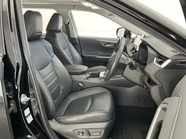 トヨタ ＲＡＶ４ ハイブリッドG 愛知県 2020(令2)年 6.3万km アティチュードブラックマイカ 純９型ナビ　ムーンルーフ　ＴＲＤ　デジイン　ＢＳＭ　禁煙車　バックカメラ　フルセグＴＶ　ＥＴＣ２．０　前後ドラレコ　シートヒーター　セーフティセンス　ＨＤＭＩ　レーダー探知機　電動リヤゲート　衝突軽減