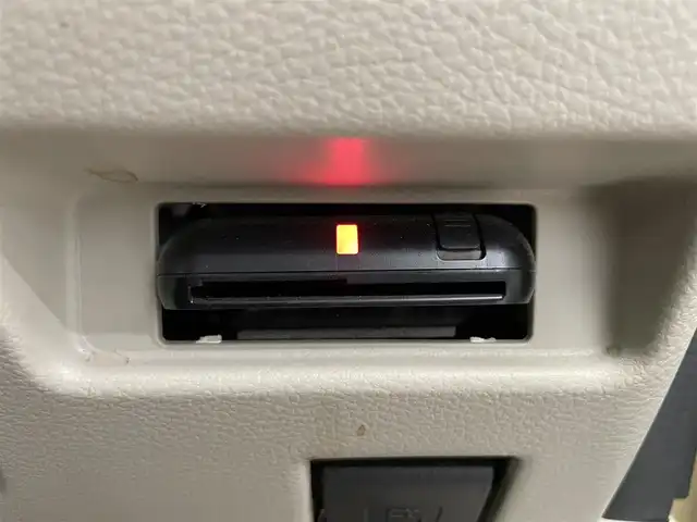 スズキ スペーシア HYBRID X 鹿児島県 2018(平30)年 4万km シフォンアイボリーM ナビ　/(バックカメラ/フルセグＴＶ/DVD)/両側パワースライド　/運転席シートヒーター　/衝突軽減　/オートマチックハイビーム　/後席サーキュレーター　/後方コーナーセンサー　/レーンキープアシスト　/アイドリングストップ/ロール式サンシェード/スマートキー/プッシュスタート/ヘッドライトレベライザー/電格ミラー/ドアバイザー