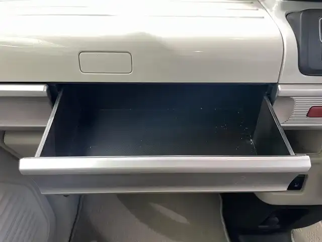 スズキ スペーシア HYBRID X 鹿児島県 2018(平30)年 4万km シフォンアイボリーM ナビ　/(バックカメラ/フルセグＴＶ/DVD)/両側パワースライド　/運転席シートヒーター　/衝突軽減　/オートマチックハイビーム　/後席サーキュレーター　/後方コーナーセンサー　/レーンキープアシスト　/アイドリングストップ/ロール式サンシェード/スマートキー/プッシュスタート/ヘッドライトレベライザー/電格ミラー/ドアバイザー