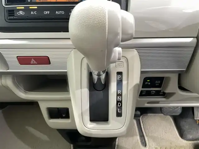 スズキ スペーシア HYBRID X 鹿児島県 2018(平30)年 4万km シフォンアイボリーM ナビ　/(バックカメラ/フルセグＴＶ/DVD)/両側パワースライド　/運転席シートヒーター　/衝突軽減　/オートマチックハイビーム　/後席サーキュレーター　/後方コーナーセンサー　/レーンキープアシスト　/アイドリングストップ/ロール式サンシェード/スマートキー/プッシュスタート/ヘッドライトレベライザー/電格ミラー/ドアバイザー