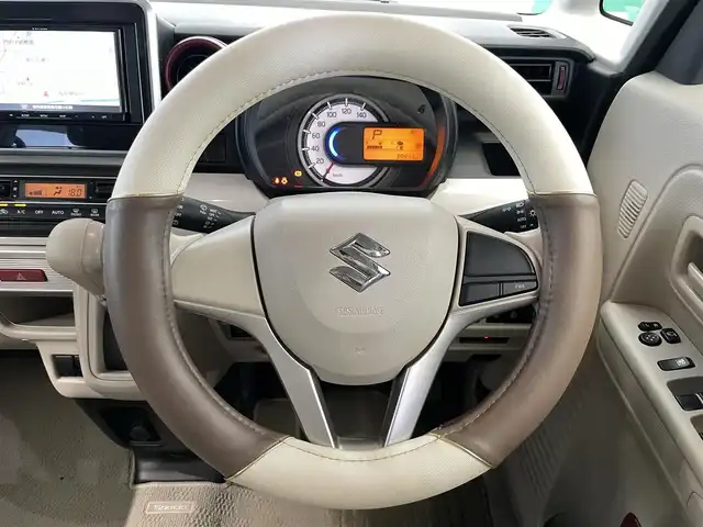 スズキ スペーシア HYBRID X 鹿児島県 2018(平30)年 4万km シフォンアイボリーM ナビ　/(バックカメラ/フルセグＴＶ/DVD)/両側パワースライド　/運転席シートヒーター　/衝突軽減　/オートマチックハイビーム　/後席サーキュレーター　/後方コーナーセンサー　/レーンキープアシスト　/アイドリングストップ/ロール式サンシェード/スマートキー/プッシュスタート/ヘッドライトレベライザー/電格ミラー/ドアバイザー